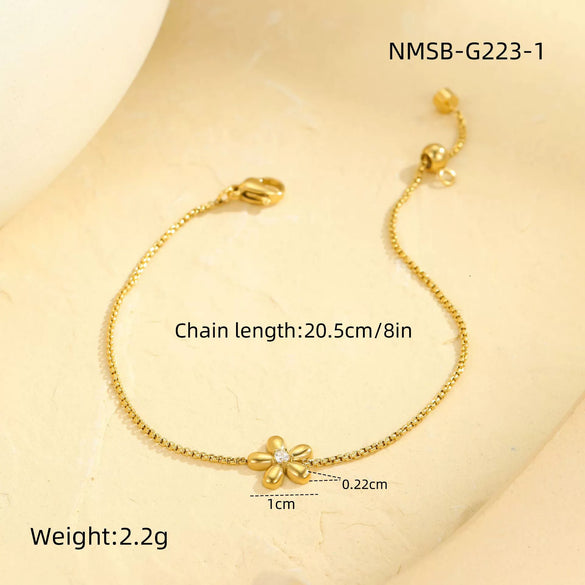 Fashion Luxury Stainless Steel Women's Geometric Flower Diamond Bracelet With Electroplating