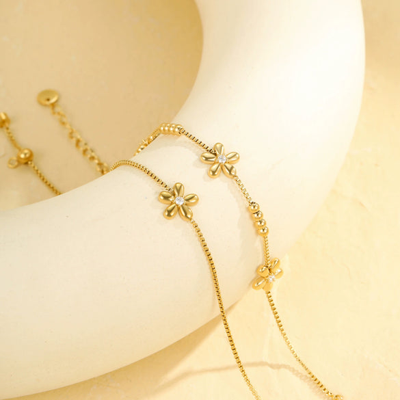 Fashion Luxury Stainless Steel Women's Geometric Flower Diamond Bracelet With Electroplating