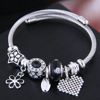 Fashion Metal Wild Simple Flowers Bright Love Pendant Multi-Element Accessories Personalized Bracelet