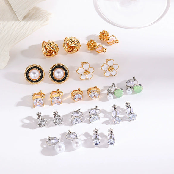 Fashion Metallic Women's Ear Clip Without Ear Holes Copper Geometric Style Set With Diamonds