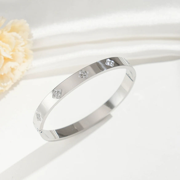 Fashion Microinlaid Rhombus Fourleaf Clover Titanium Steel Bracelet For Women Vacuum Electroplated
