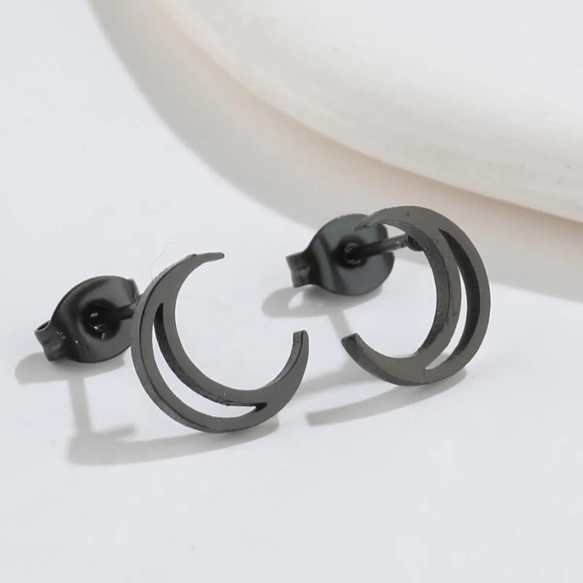 Fashion Moon Plating 304 Stainless Steel No Inlaid 18K Gold Plated Ear Studs