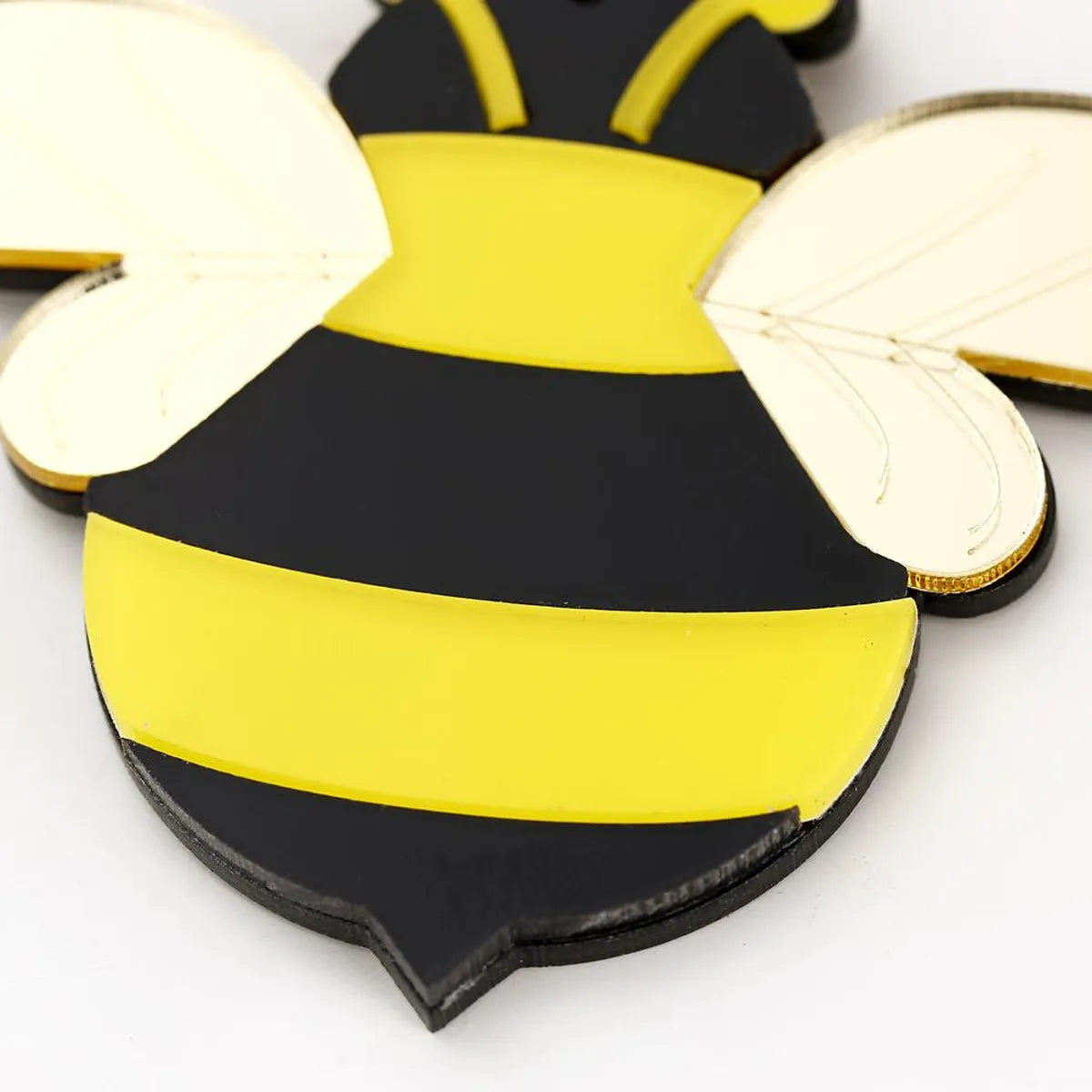 Fashion New High-Grade Acrylic Bee Earrings Cartoon Cute Earrings Female