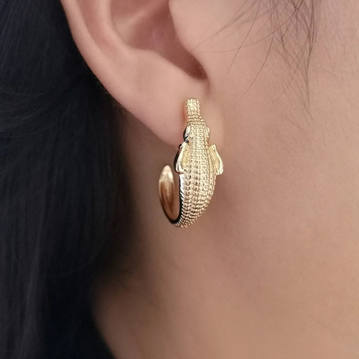 Fashion New Style Crocodile Shape C-shaped Alloy Earrings