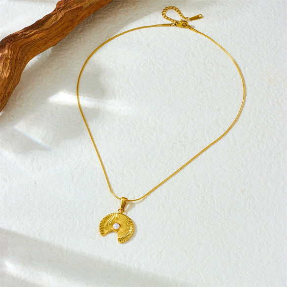 Fashion Niche Design Irregular Geometric Round Fanshaped Pearl Stainless Steel Gold Plated Pendant Necklace For Women