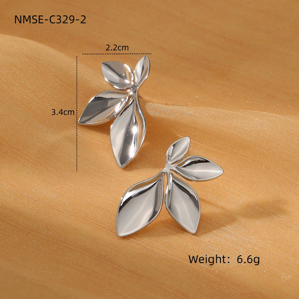 Fashion Niche Design Titanium Steel Heart Earrings For Women With Electroplating Treatment