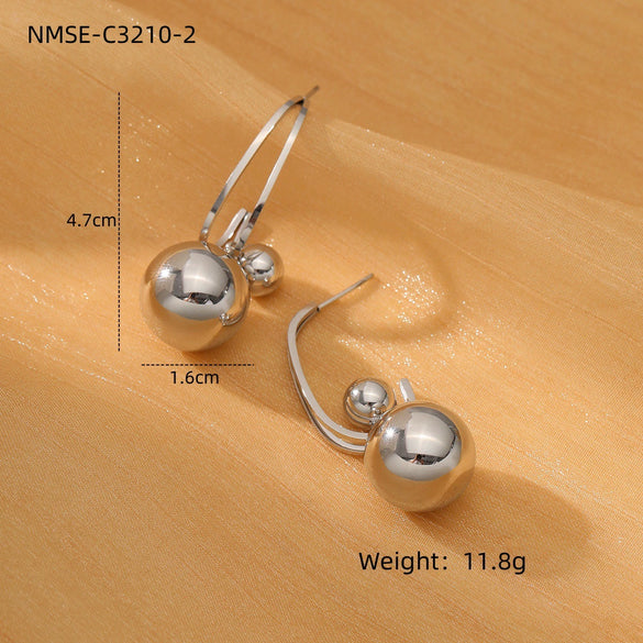 Fashion Niche Design Titanium Steel Heart Earrings For Women With Electroplating Treatment