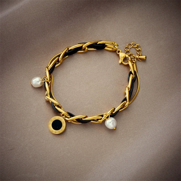 Fashion Niche Simple Retro Pendant Steel Leather Chain Bracelet With Round Shape And Electroplated Finish