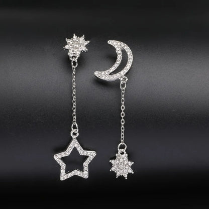 Fashion Ornament Inlay Rhinestone  Asymmetric Star And Moon Stud Earring