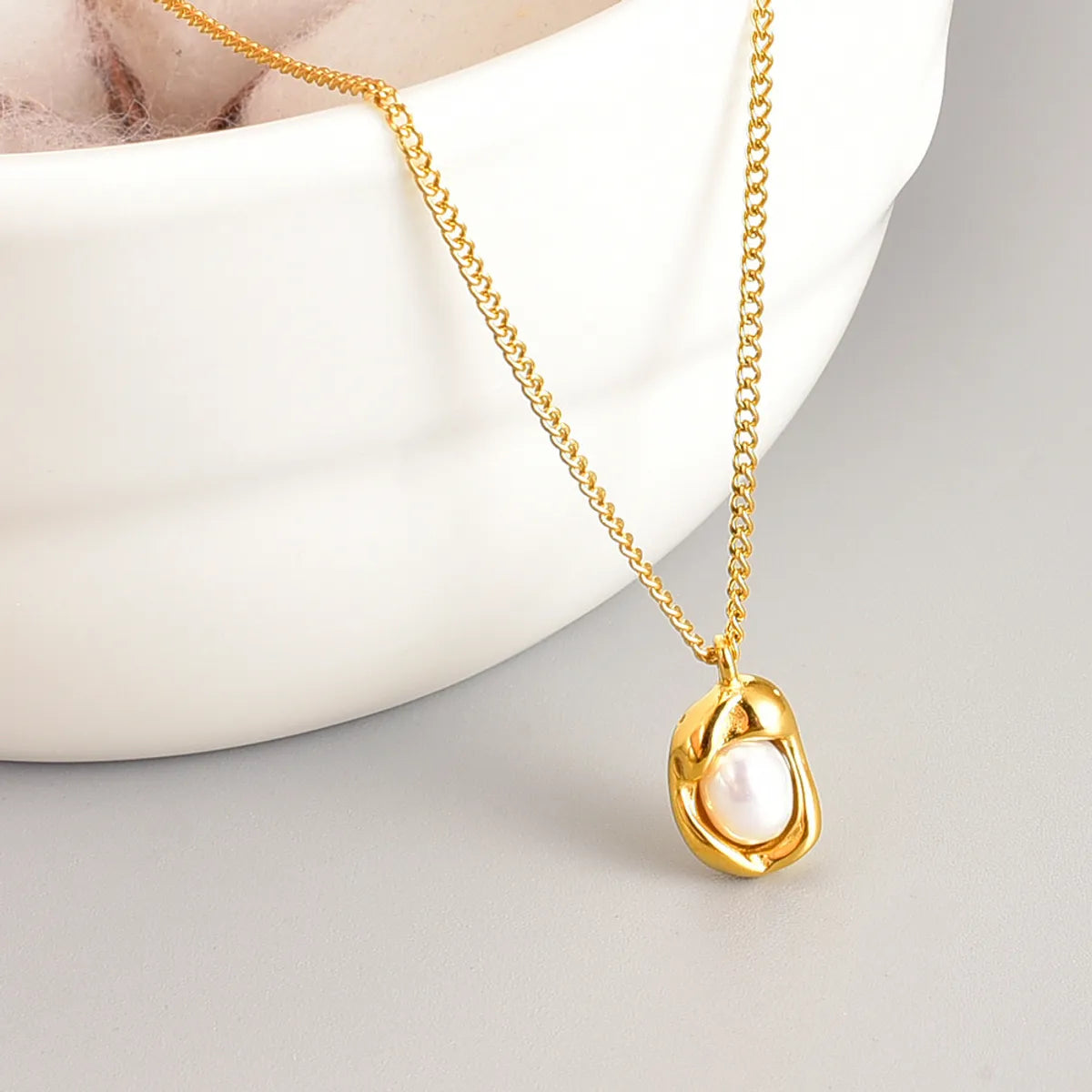 Wholesale Jewelry Vintage Style Geometric 304 Stainless Steel Titanium Steel Freshwater Pearl Pearl 18K Gold Plated Inlaid Gold Necklace