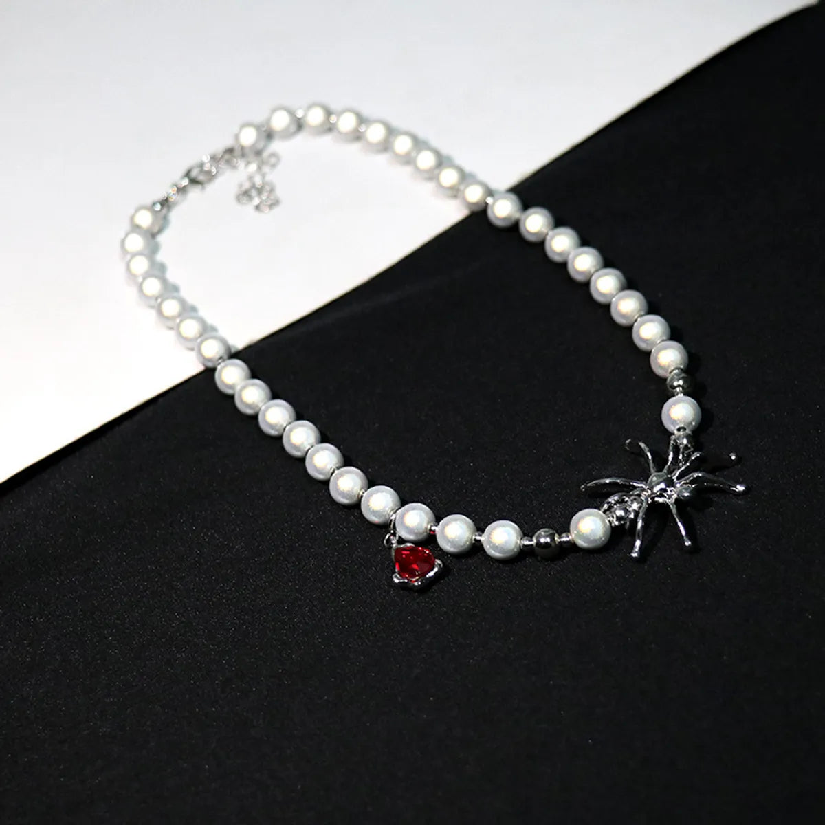 Fashion Pearl Alloy Spider Shaped Ruby Pendant Clavicle Necklace Earrings Set