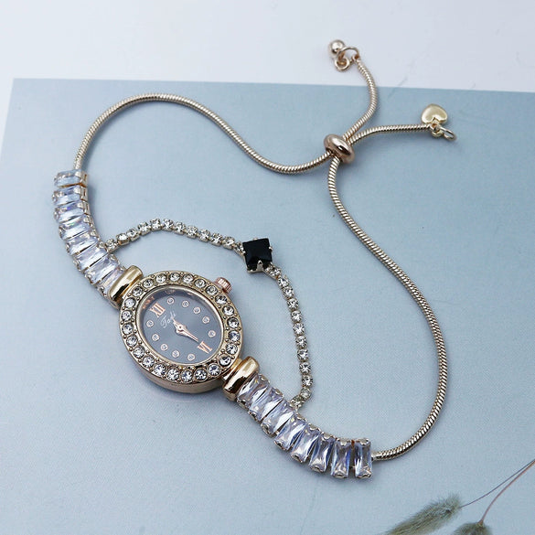 Fashion Pendant Watch Alloy Thin Strap Oval Dial Women's Bracelet Watch With Zircon And Printed Logo