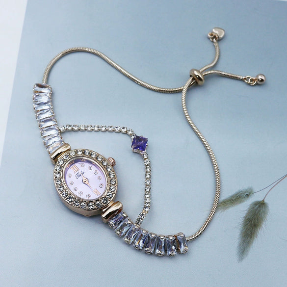 Fashion Pendant Watch Alloy Thin Strap Oval Dial Women's Bracelet Watch With Zircon And Printed Logo