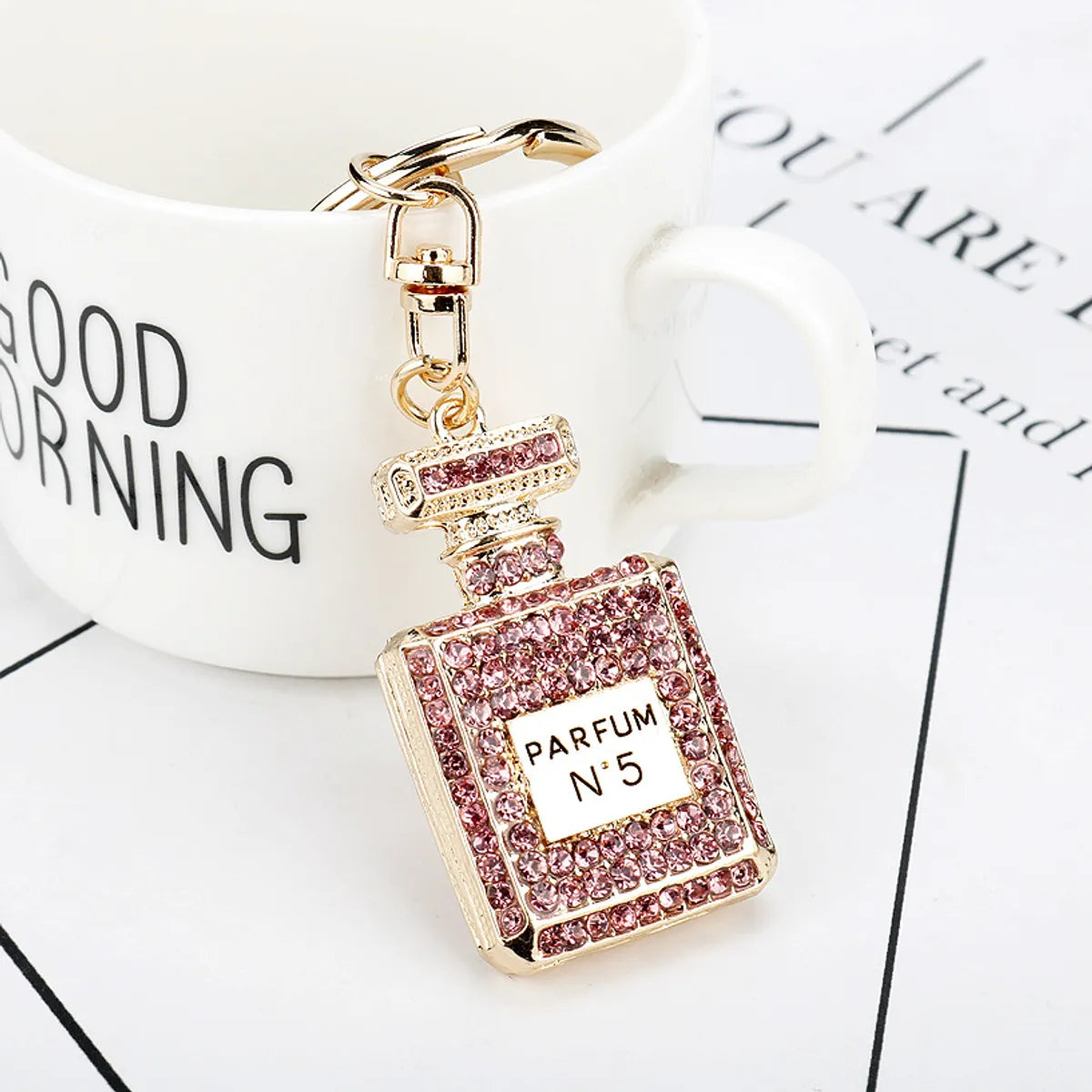 Fashion Perfume Bottle Alloy Inlay Rhinestones Women'S Bag Pendant Keychain 1 Piece