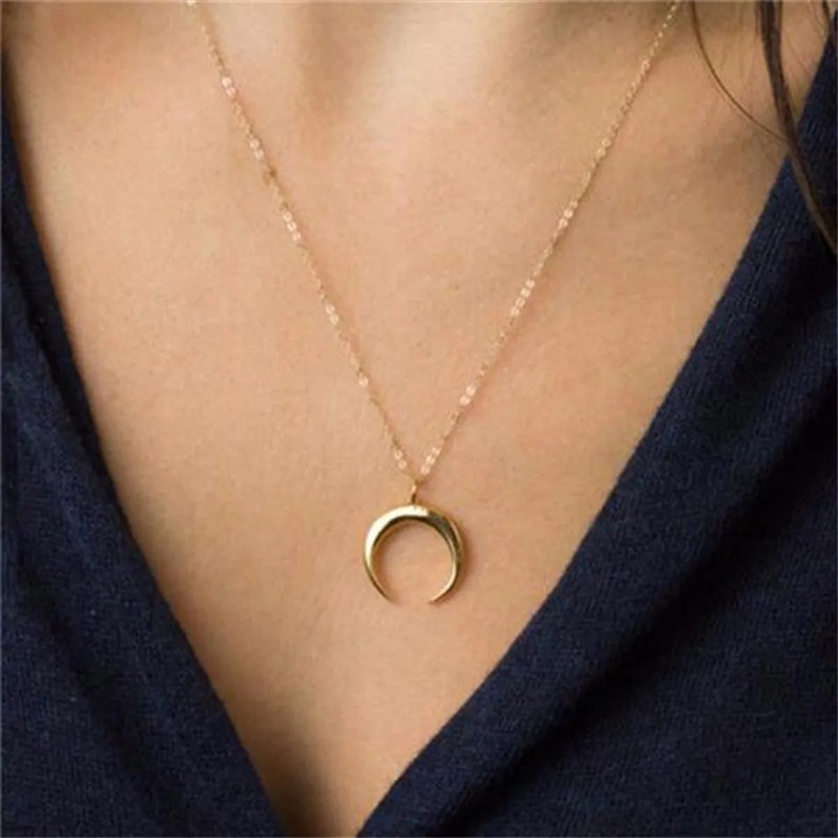 Fashion Plated Gold And Silver Crescent Pendant Necklace Nhcu149800