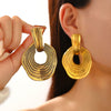 Fashion Retro Geometric Alloy Alloy Electroplated Women's Ring And Exaggerated Earrings