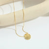 Fashion Retro Shell Pendant Necklace For Ladies Copper Material Heart Shape Electroplating Process O Word Chain