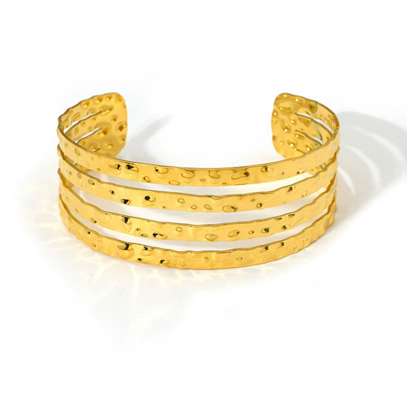 Fashion Retro Women's Open Palace Style Stainless Steel Bracelet Gold Plated With Vacuum Real Gold Electroplating In Pvd Furnace
