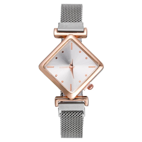 Fashion Rhombus Women's Metal Watch With Quartz Movement And Suction Iron Buckle