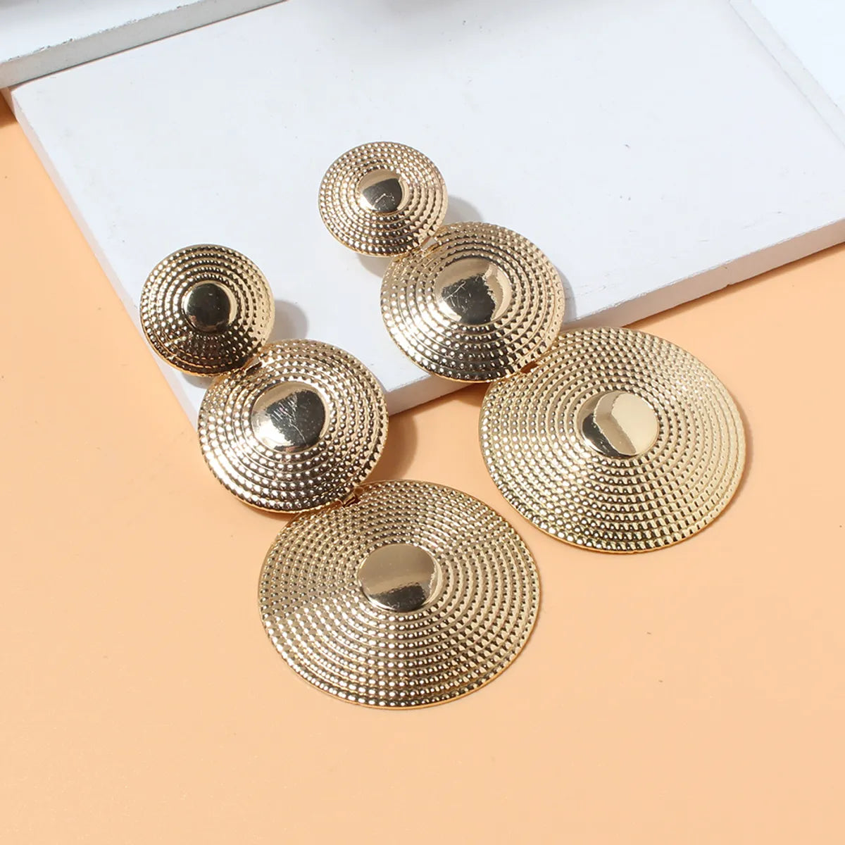 Fashion Round Alloy Plating Women's Drop Earrings 1 Piece