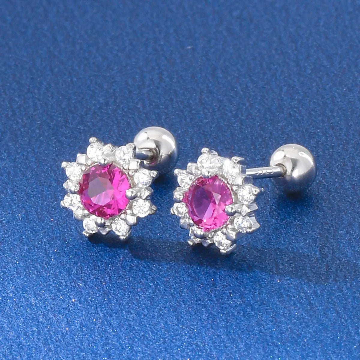 Fashion Round Silver Plating Inlay Zircon Ear Studs 1 Pair