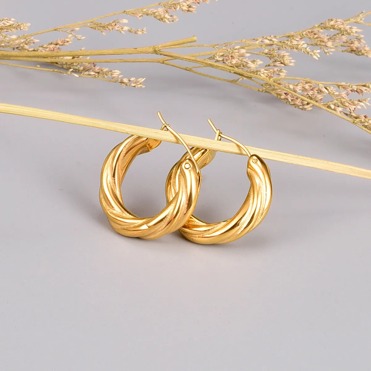 Fashion Round Titanium Steel Gold Plated Hoop Earrings 1 Pair