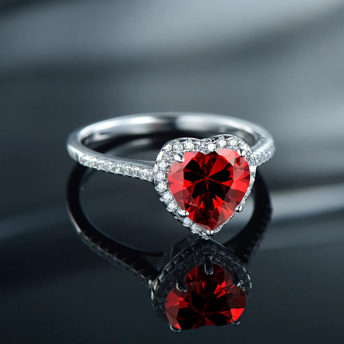 Fashion S925 Silver Female Ring Red Diamonds Heart Fine Ring