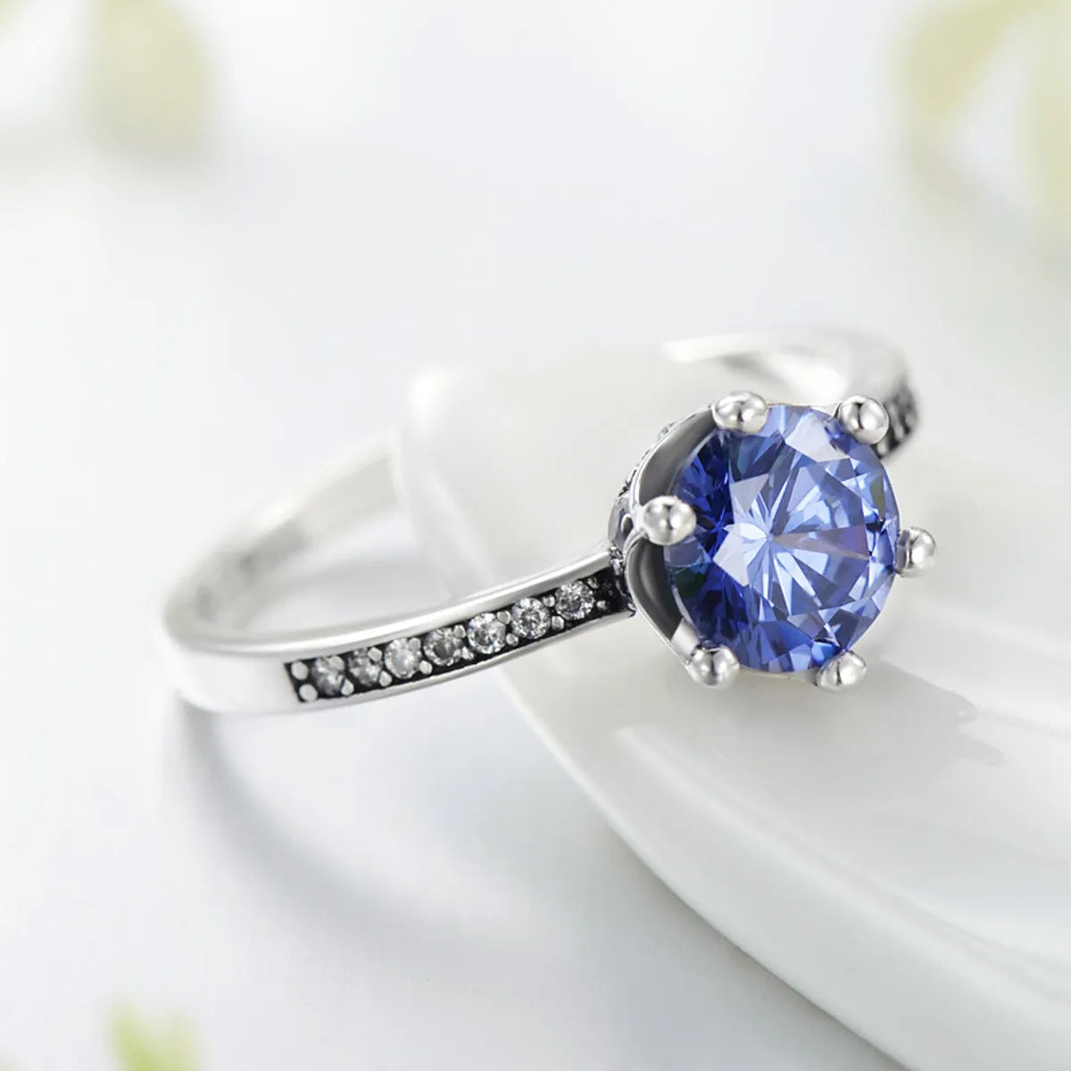 Fashion S925 Silver Tanzanite Blue Zircon Crown Gemstone Ring