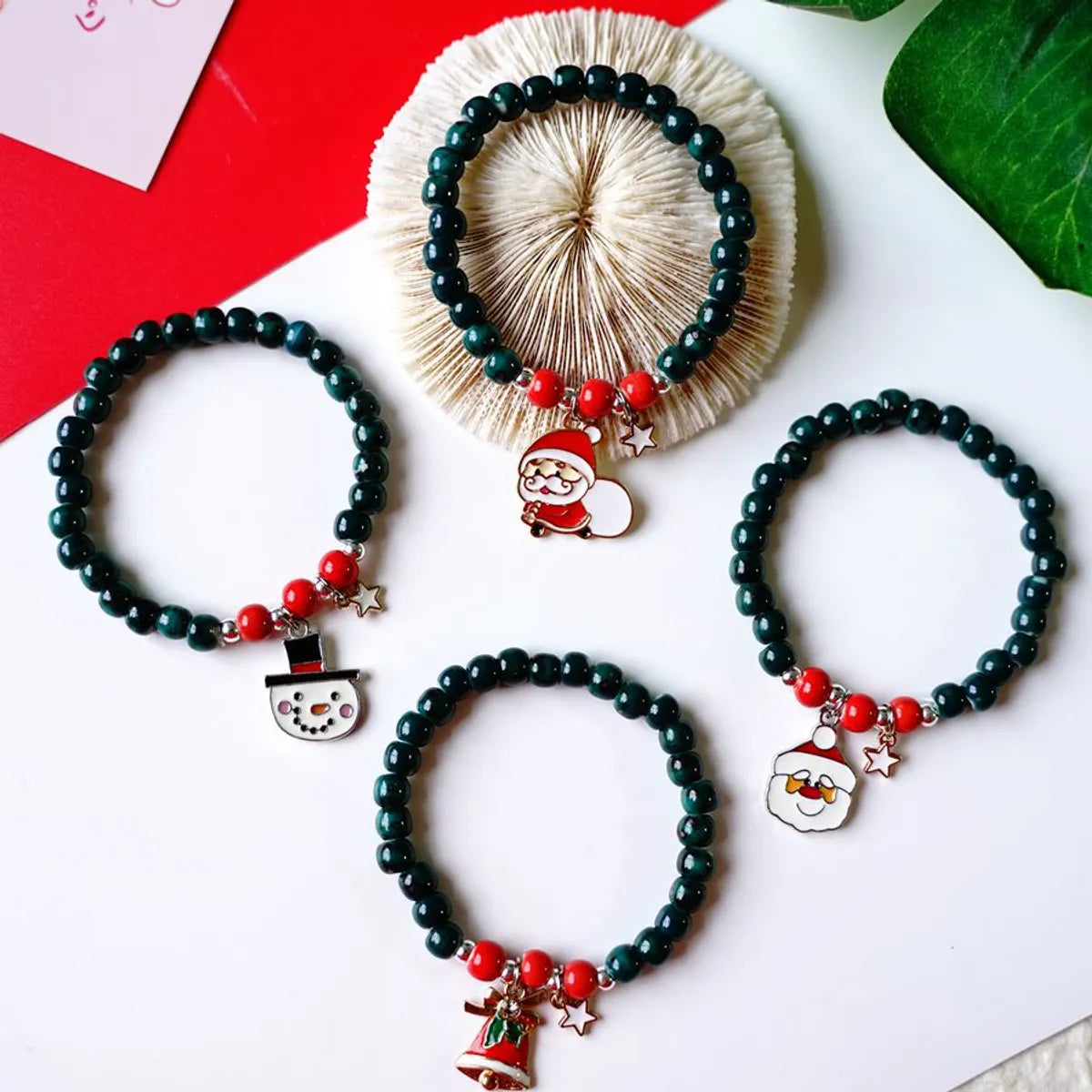 Fashion Santa Claus Bell Alloy Beaded Women's Bracelets 1 Piece