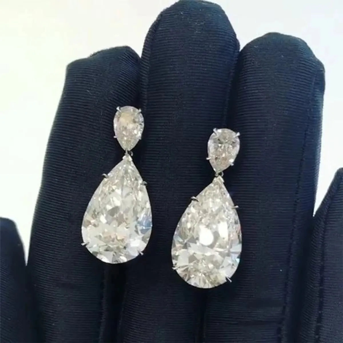 Fashion Shining Micro-set Zircon Water Drop Shaped Copper Earrings Wholesale