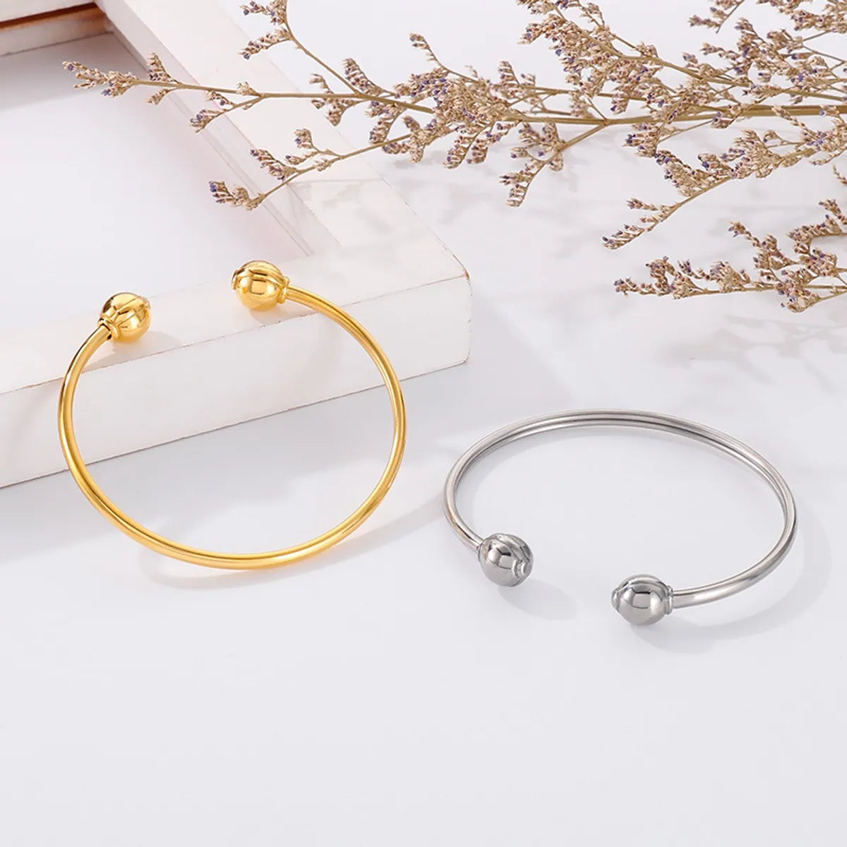 Fashion Simple Ball Stainless Steel Open Bracelet