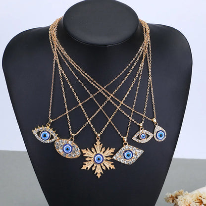 Fashion Simple Devil Eye Pendant Necklace Alloy Necklace