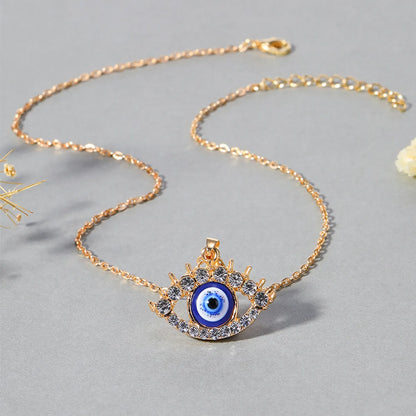 Fashion Simple Devil Eye Pendant Necklace Alloy Necklace