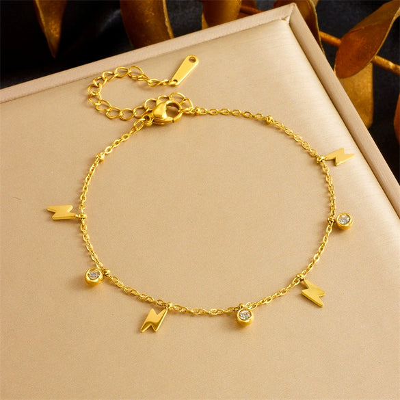 Fashion Simple Gold Plated Stainless Steel Bracelet With Butterfly Disc Lightning Crown Eye Pendant Accessories