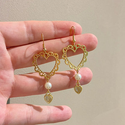 Fashion Simple Hollow Heart-shaped Metal Geometry Pearl Earrings