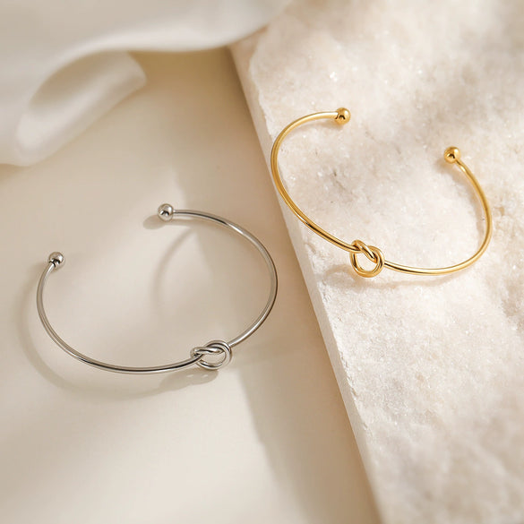 Fashion Simple Love Knot Opening Stainless Steel Women's Bracelet With 18K Gold Plating