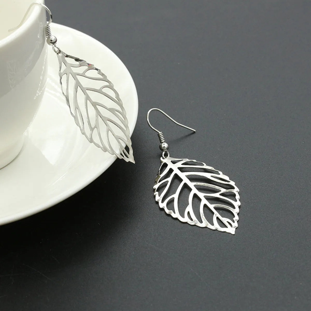 Fashion Leaf Plating Alloy No Inlaid Earrings