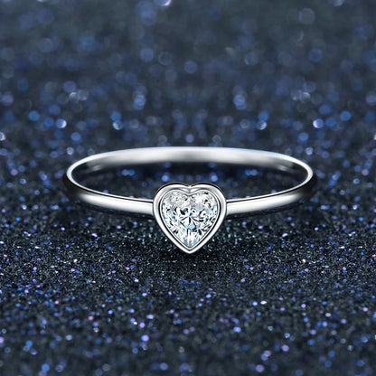 Fashion Simple S925 Silver Diamond Heart Fine Ring