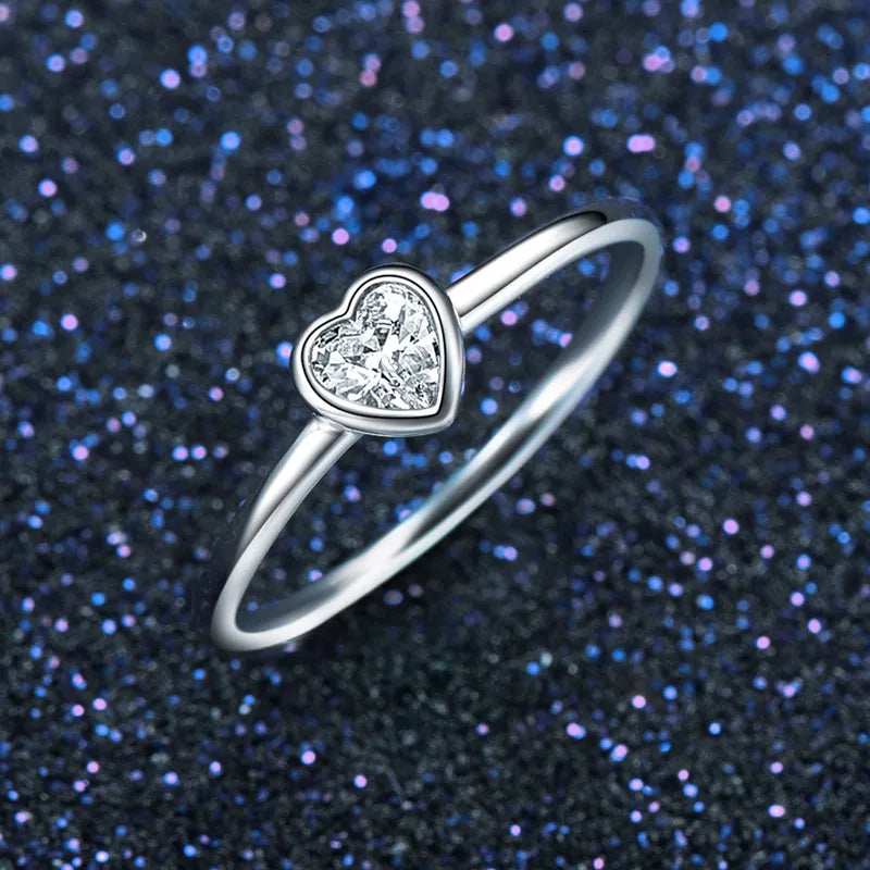 Fashion Simple S925 Silver Diamond Heart Fine Ring