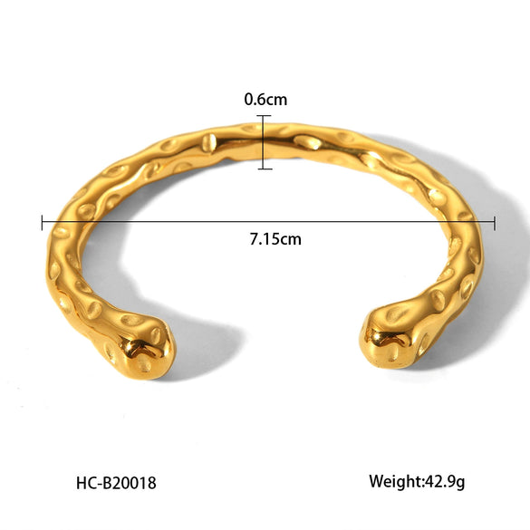 Fashion Simple Stainless Steel Gold Plated Hammer Open Bracelet For Women With Retro Design And Geometric Style