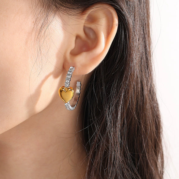 Fashion Small Light Luxury Heart 316L Stainless Steel Earrings With Electroplating For Women