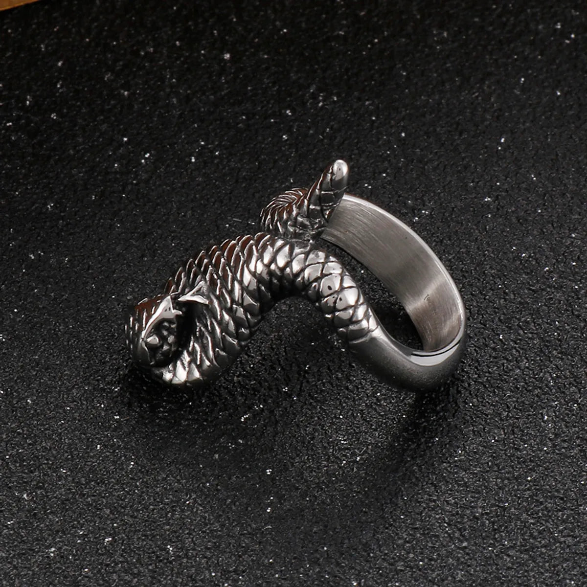 Wholesale Jewelry Fashion Snake 304 Stainless Steel Rings