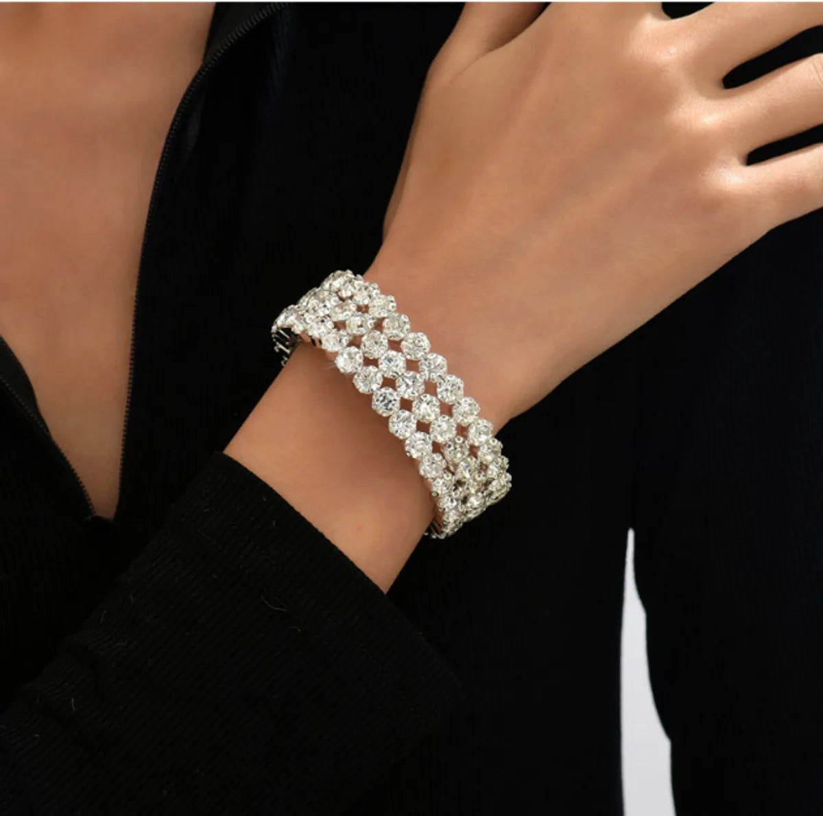 Fashion Solid Color Alloy Inlay Artificial Diamond Women's Bangle 1 Piece