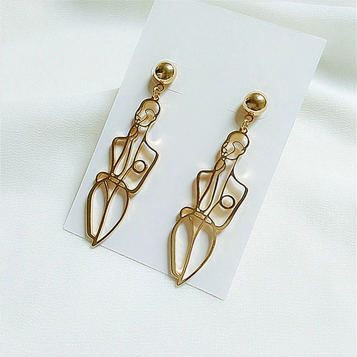 Fashion Solid Color Alloy Plating Women's Drop Earrings 1 Pair