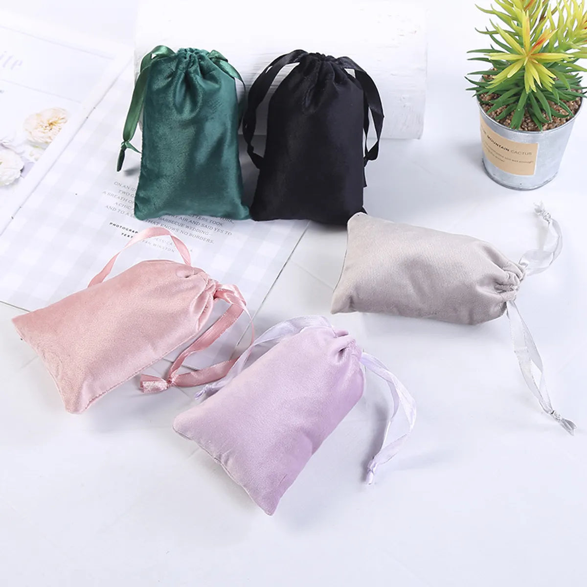 Fashion Solid Color Cloth Jewelry Packaging Bags