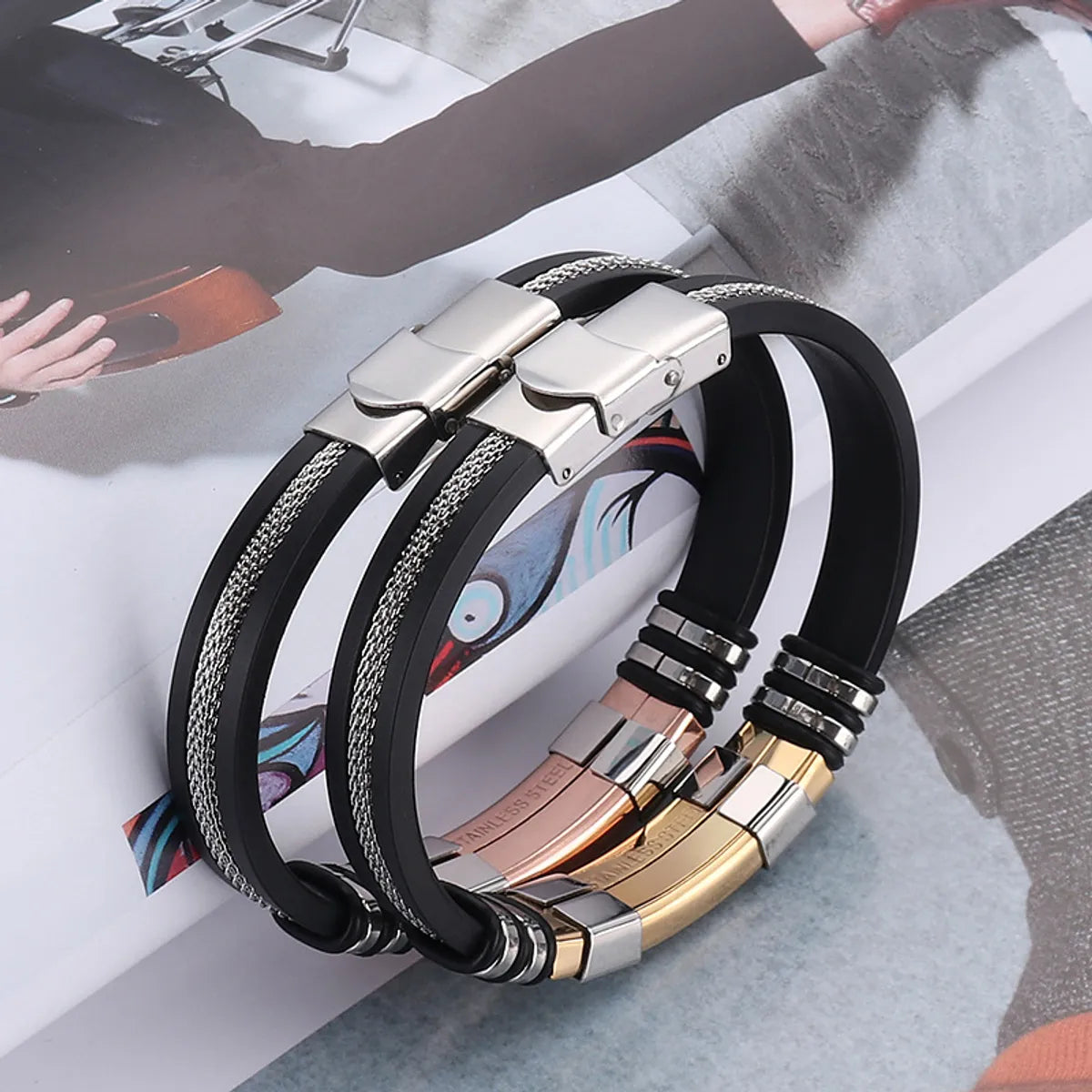 Fashion Solid Color Stainless Steel Silica Gel Plating Men'S Bangle