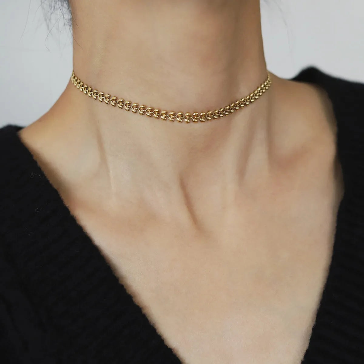 Fashion Solid Color Titanium Steel Choker