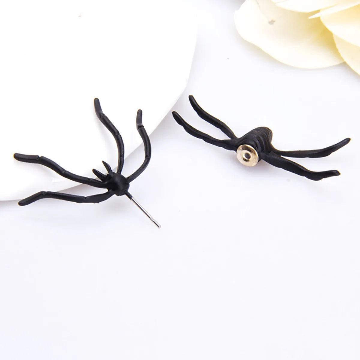 Fashion Spider Alloy Stoving Varnish Women's Ear Studs 1 Piece