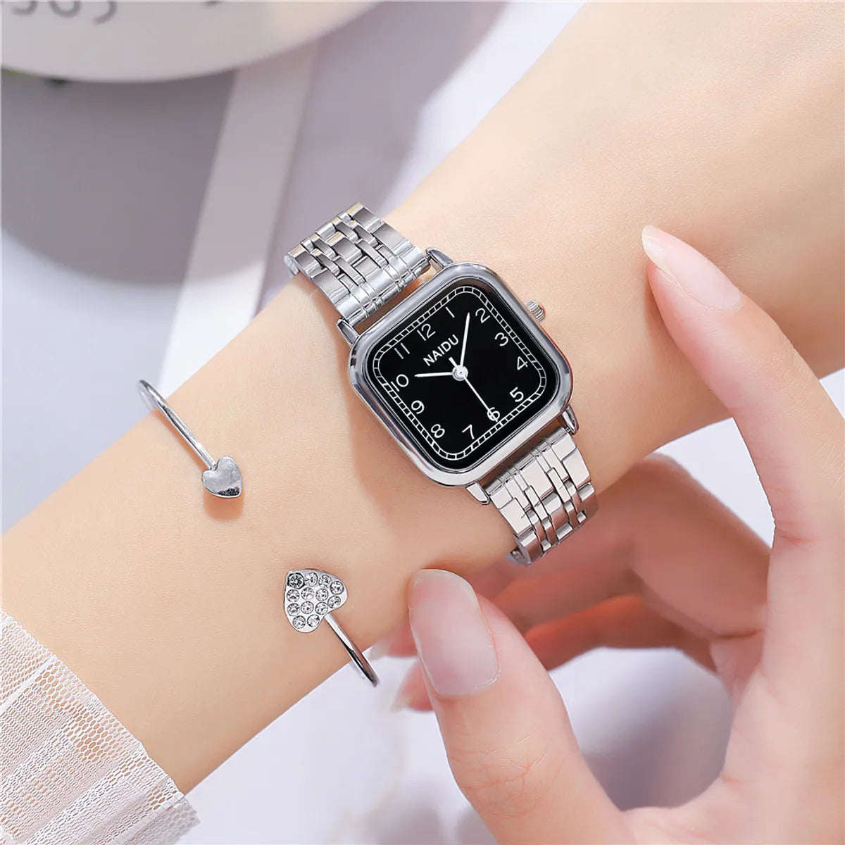 Fashion Square Digital Face Ladies Steel Band Watch Trend Quartz Watch