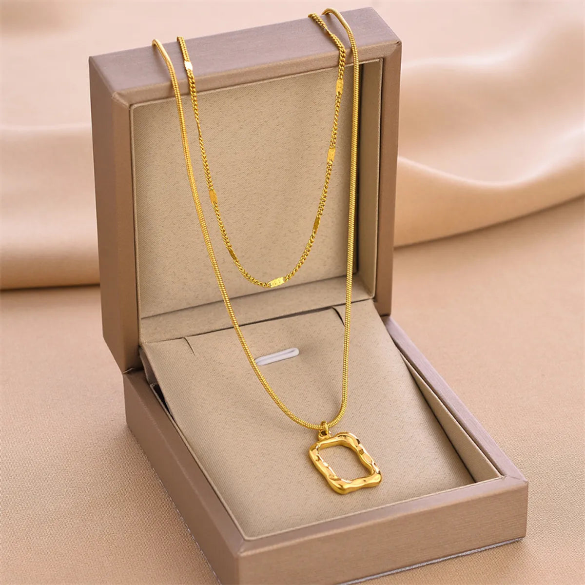 Fashion Square Titanium Steel Plating Layered Necklaces 1 Piece